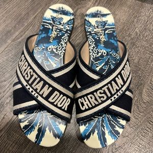 💙🤍Dior DWAY Sandals 🤍💙